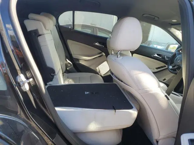 2019 MERCEDES-BENZ GLA 250 4MATIC  