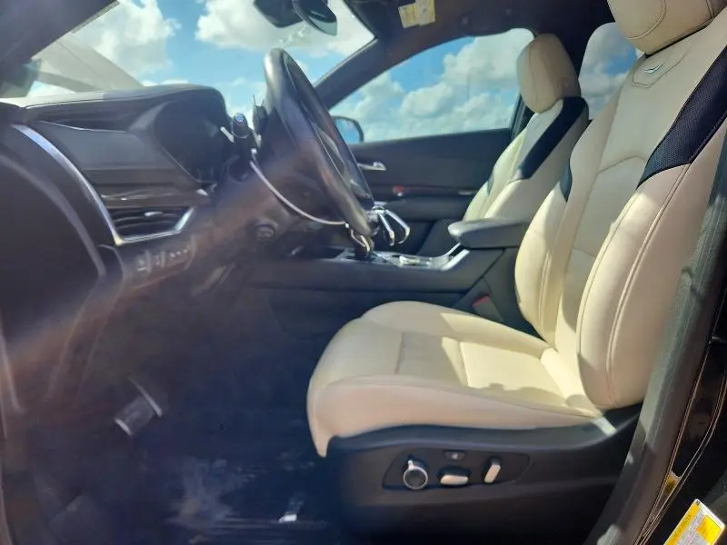 2019 CADILLAC XT4 SPORT  