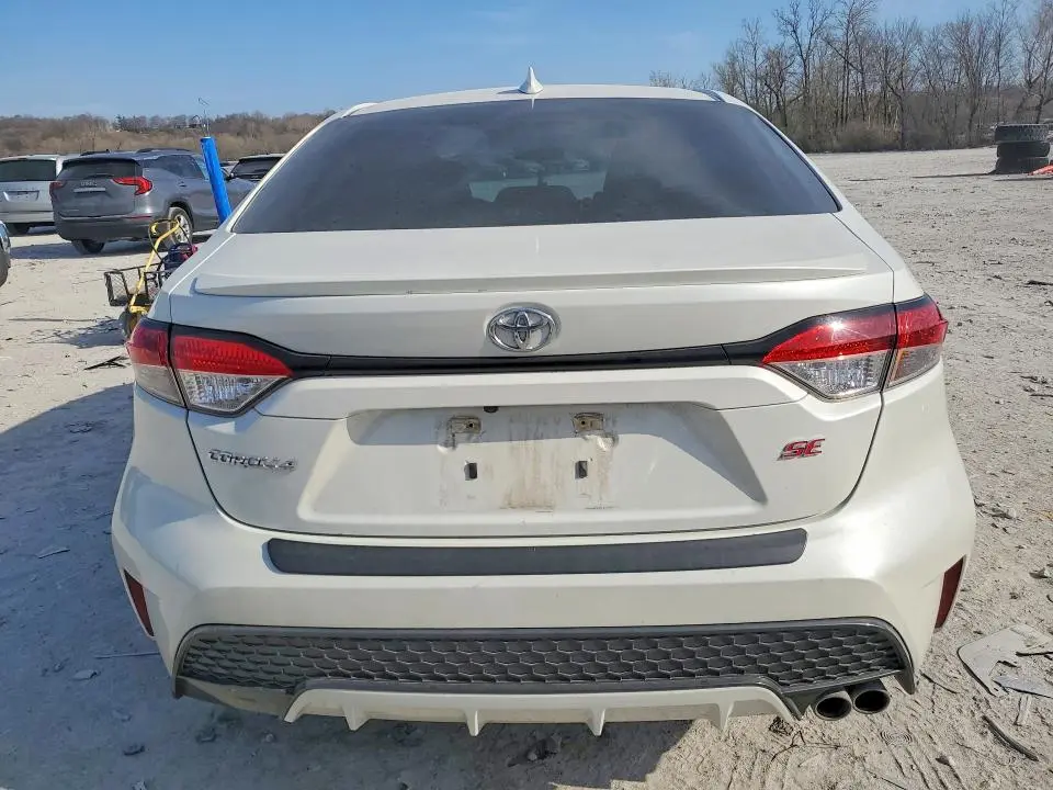2020 TOYOTA COROLLA SE  