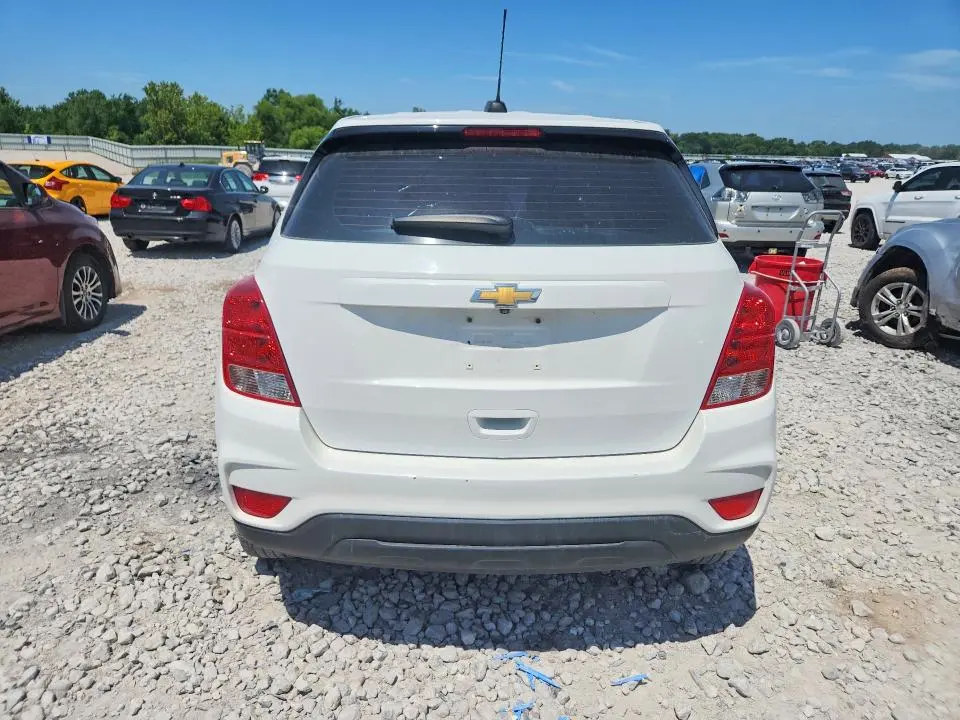 2017 CHEVROLET TRAX LS  