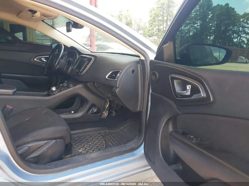 2015 CHRYSLER 200 LIMITED