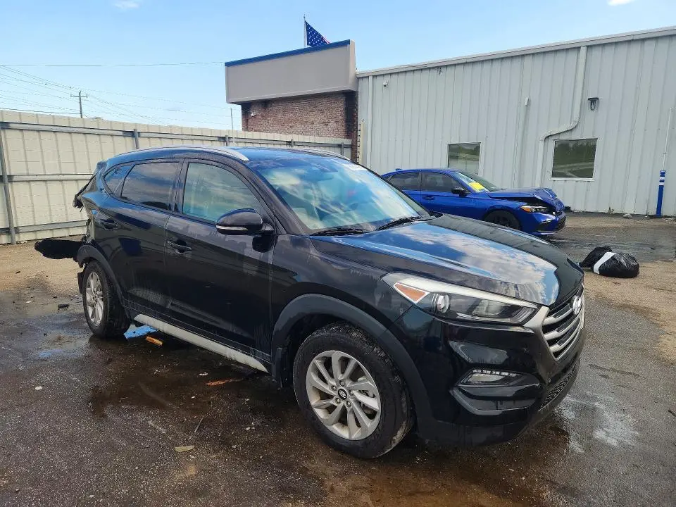 2018 HYUNDAI TUCSON SEL PLUS  