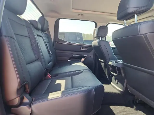2024 TOYOTA TUNDRA CREWMAX LIMITED  