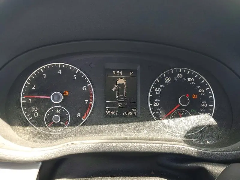 2014 VOLKSWAGEN PASSAT SE  