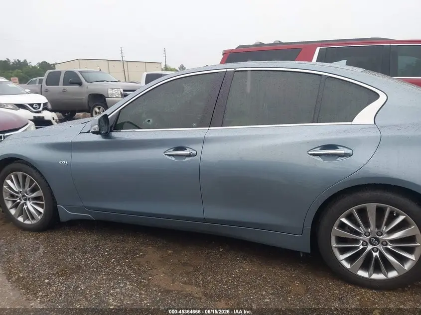 2018 INFINITI Q50 2.0T LUXE