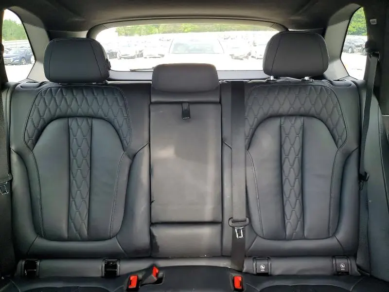 2022 BMW X5 M50I  