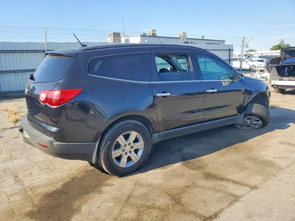 2011 CHEVROLET TRAVERSE LT  