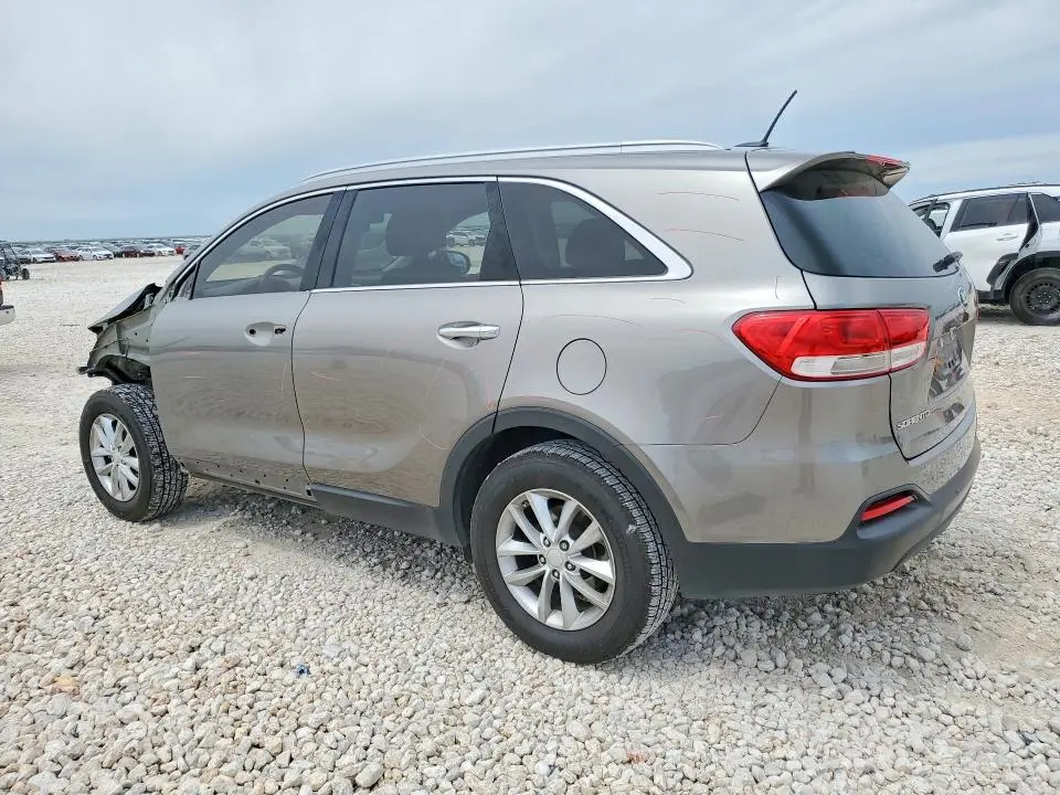 2017 KIA SORENTO LX  