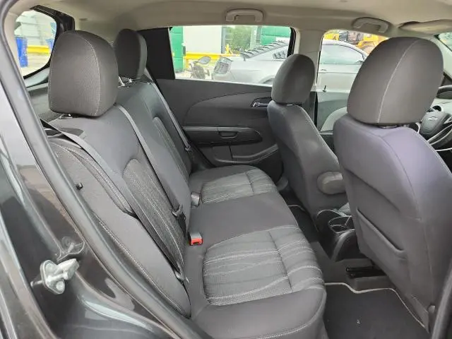 2016 CHEVROLET SONIC LT  