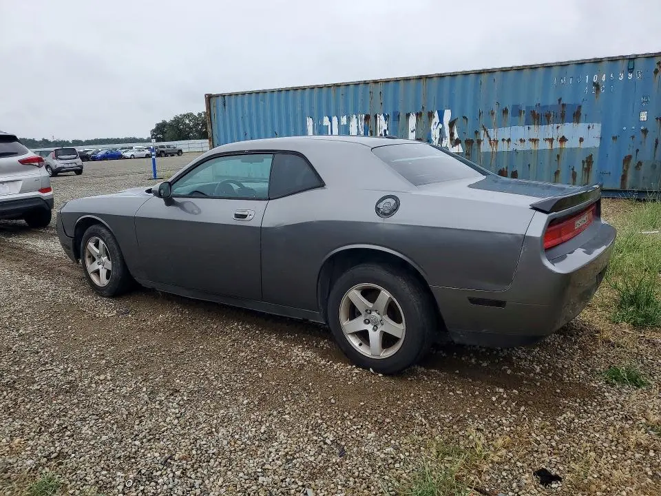 2010 DODGE CHALLENGER SE  