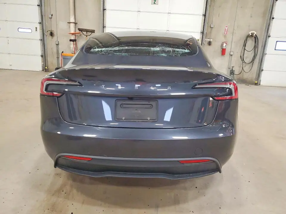 2025 TESLA MODEL 3   