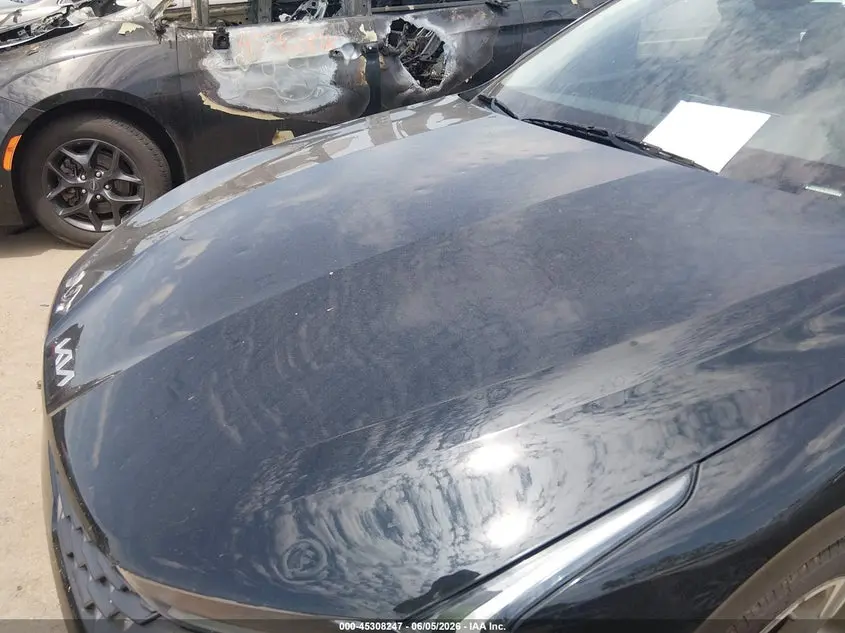 2023 KIA K5 EX