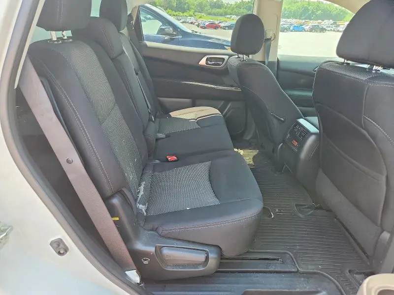 2017 NISSAN PATHFINDER S  
