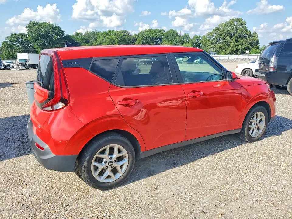 2020 KIA SOUL S  