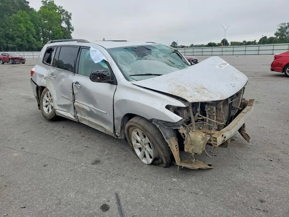 2012 TOYOTA HIGHLANDER BASE  