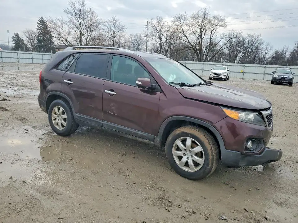 2011 KIA SORENTO LX  