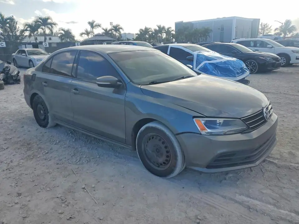 2015 VOLKSWAGEN JETTA BASE  