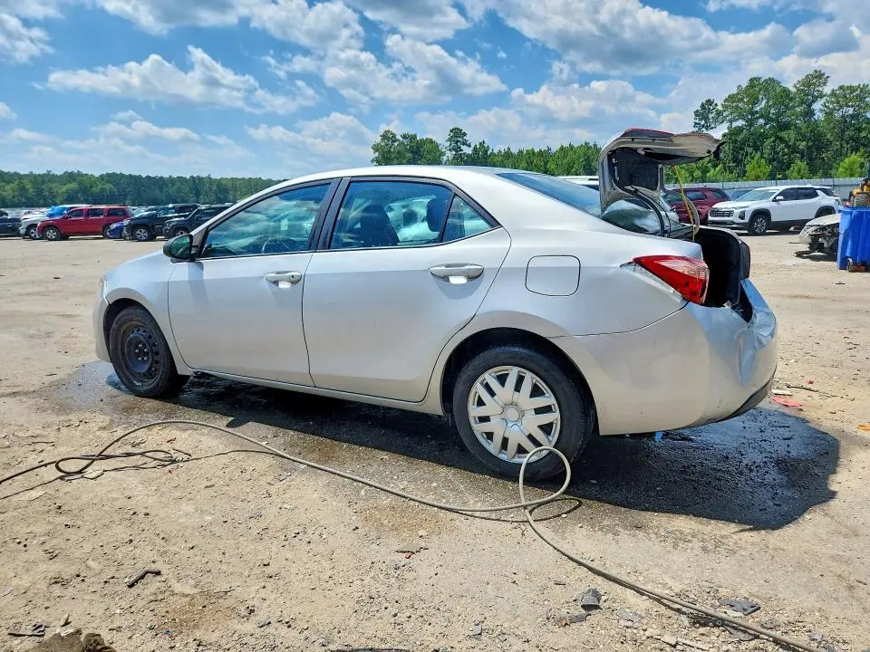 2018 TOYOTA COROLLA LE  