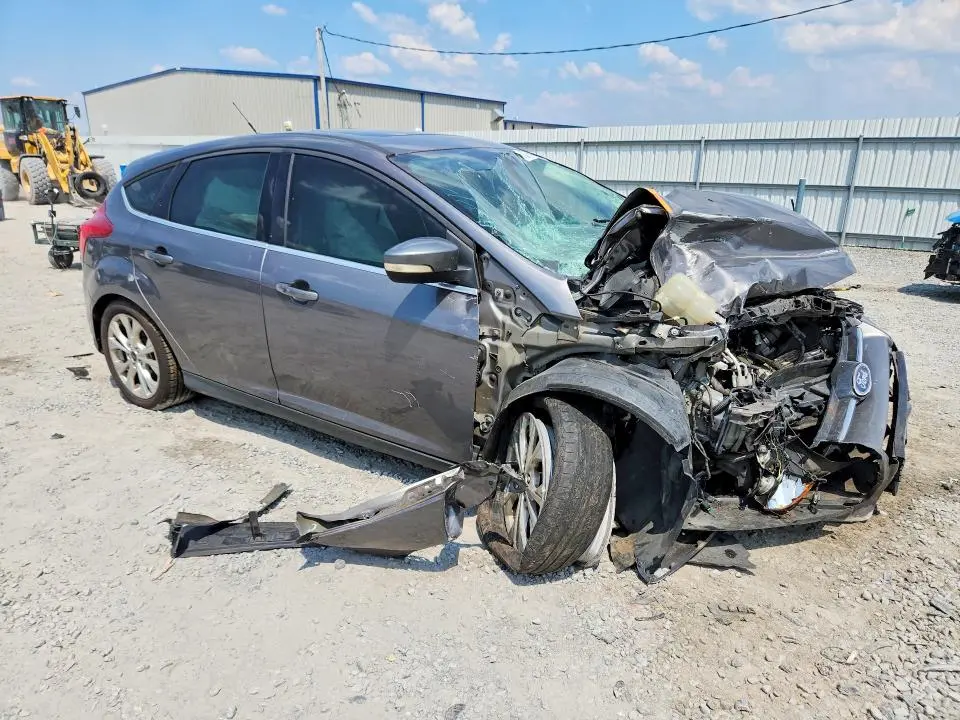 2012 FORD FOCUS TITANIUM  
