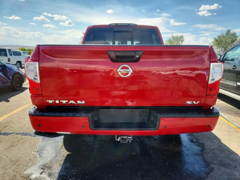 2021 NISSAN TITAN SV  