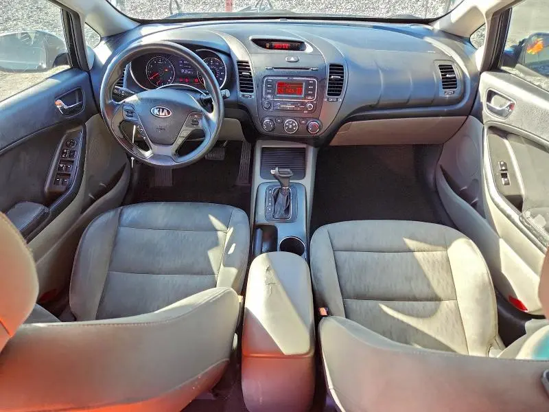 2016 KIA FORTE LX  