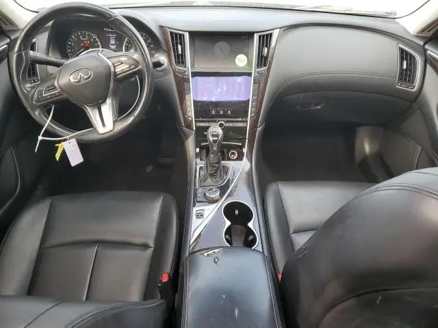 2018 INFINITI Q50 LUXE  