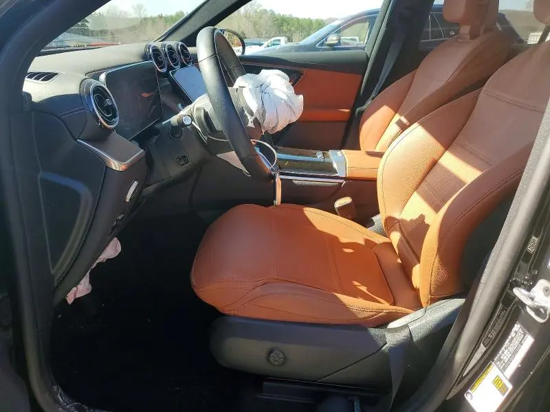 2023 MERCEDES-BENZ GLC 300 4MATIC  