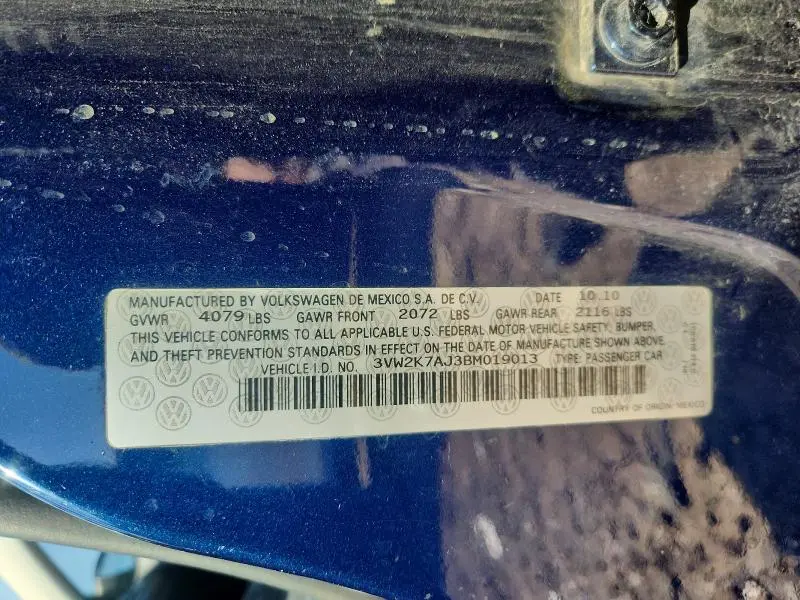 2011 VOLKSWAGEN JETTA BASE  