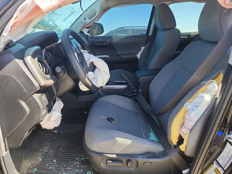 2022 TOYOTA TACOMA SR5 V6  