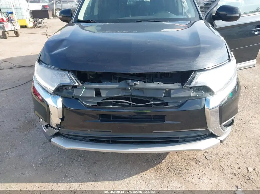 2017 MITSUBISHI OUTLANDER SE