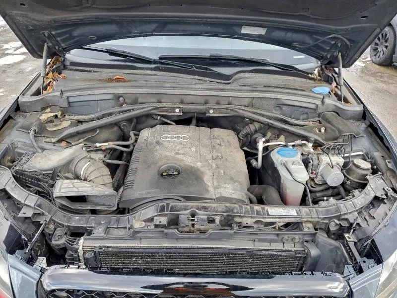 2011 AUDI Q5 PREMIUM  