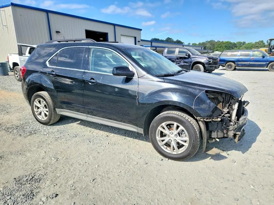 2017 CHEVROLET EQUINOX LT  