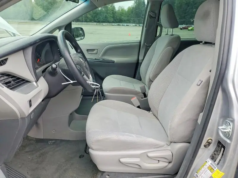 2017 TOYOTA SIENNA L 7-PASSENGER  