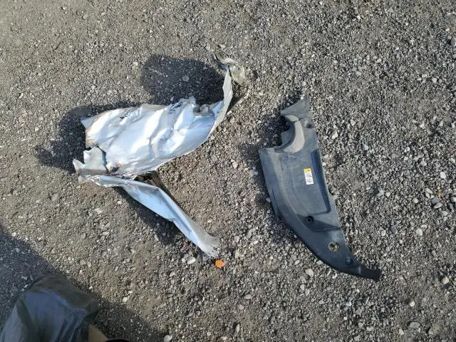 2021 TOYOTA PRIUS LE