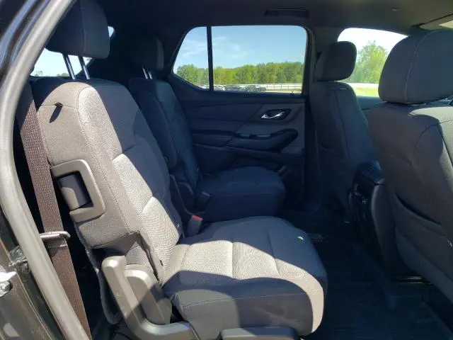 2022 CHEVROLET TRAVERSE LT  
