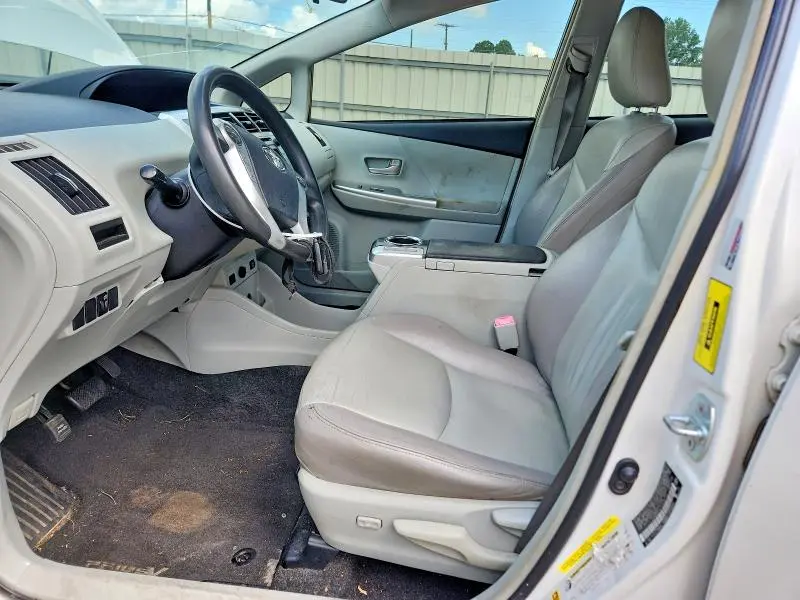 2012 TOYOTA PRIUS V THREE  