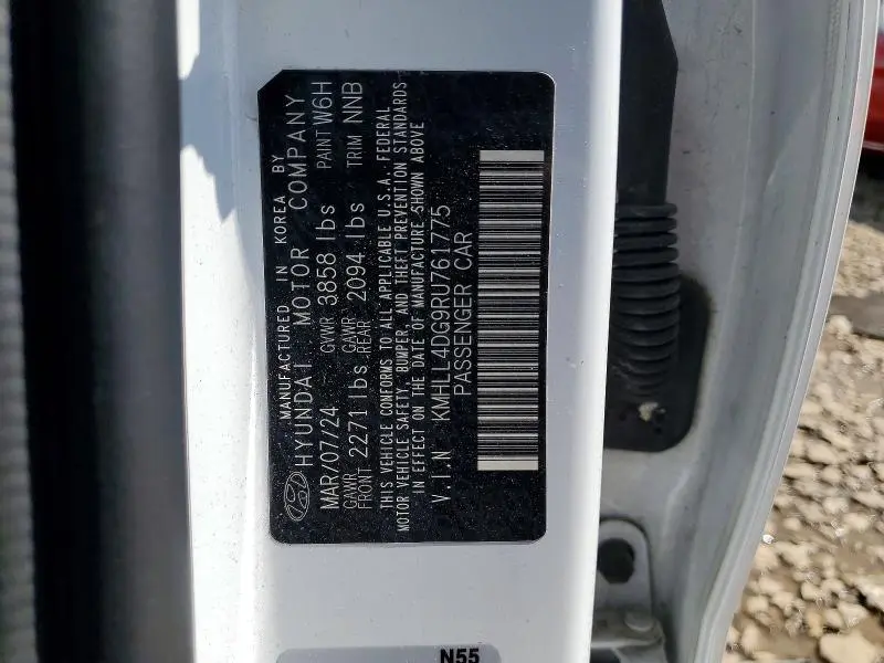 2024 HYUN ELANTRA SE   