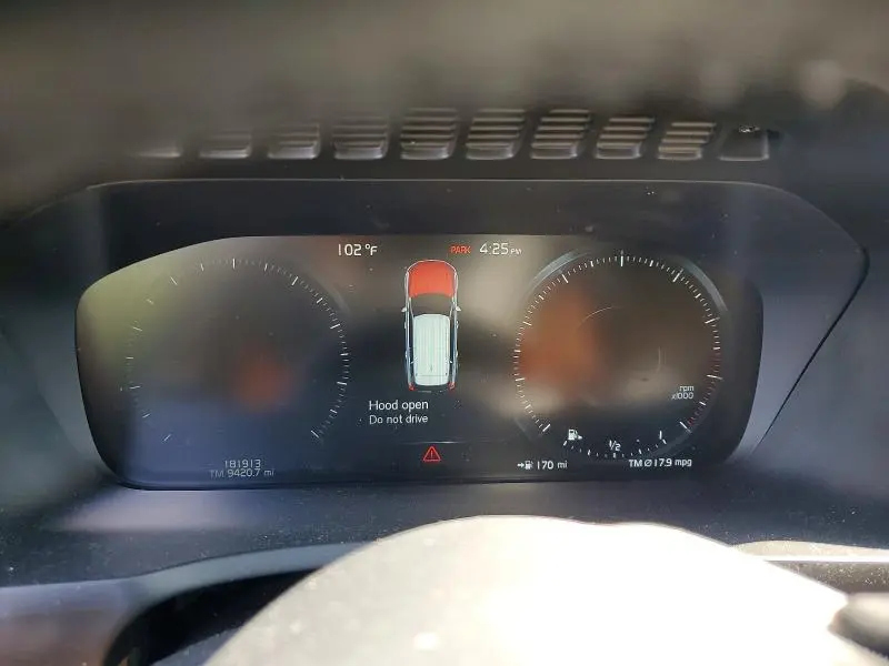 2018 VOLVO XC90 T6  