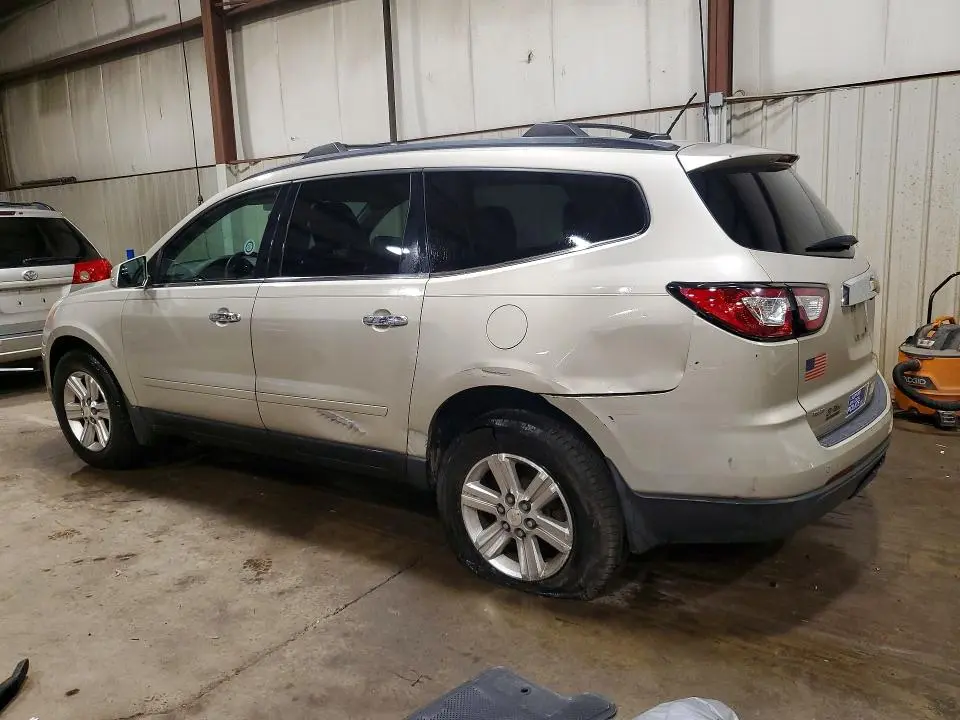 2014 CHEVROLET TRAVERSE LT  