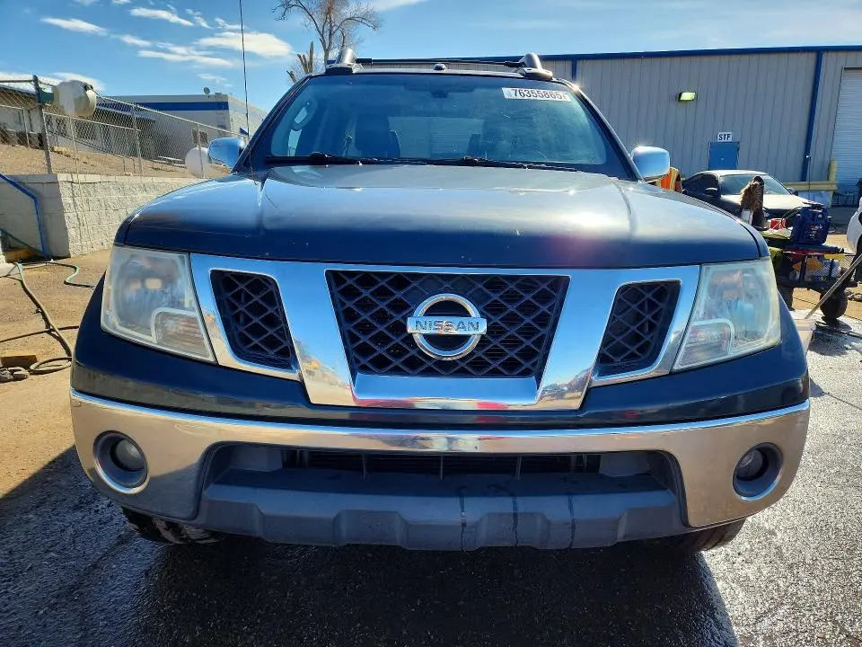 2011 NISSAN FRONTIER S  