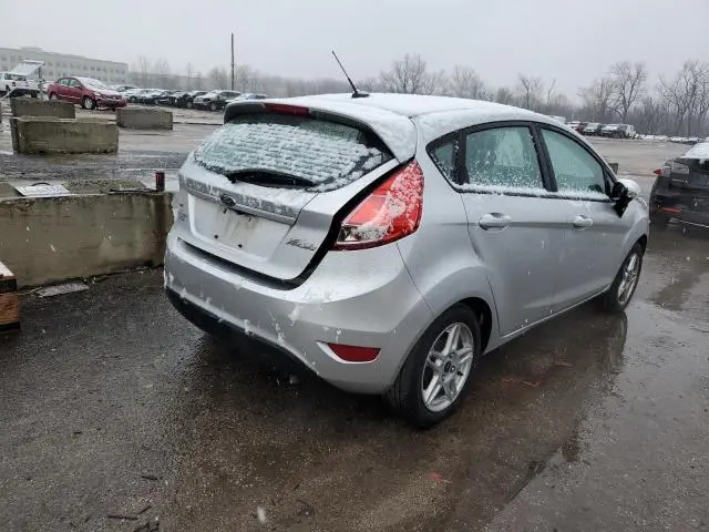2019 FORD FIESTA SE  