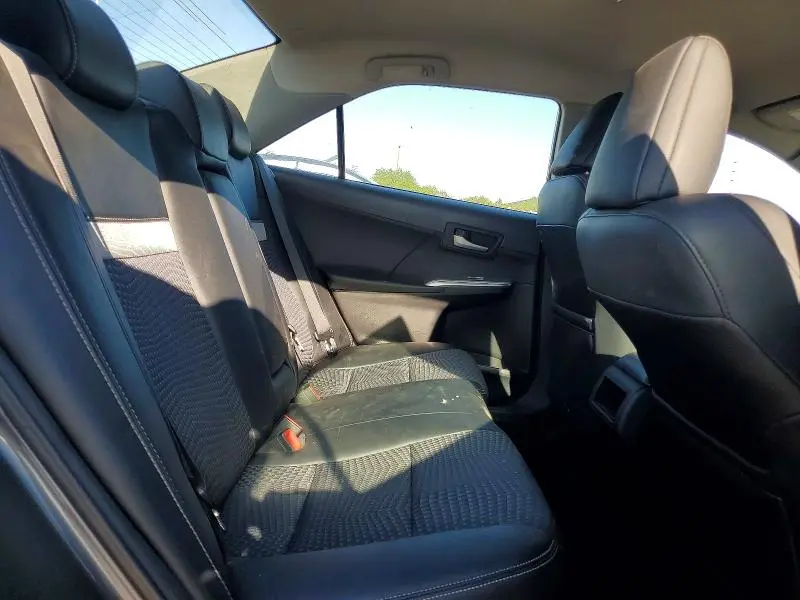 2013 TOYOTA CAMRY SE  