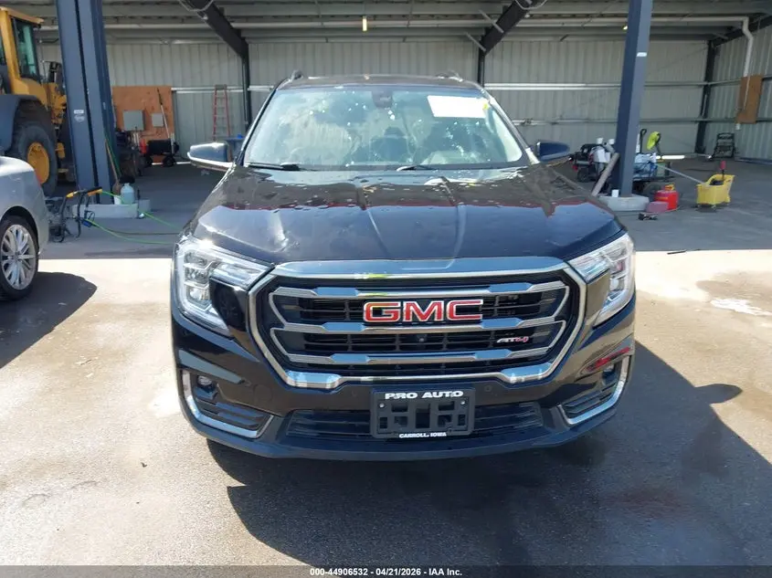 2023 GMC TERRAIN AWD AT4