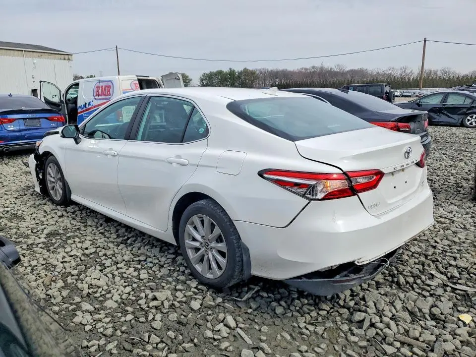 2020 TOYOTA CAMRY LE  