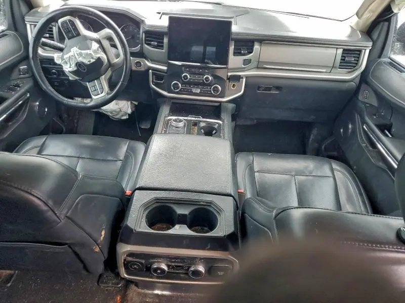 2024 FORD EXPEDITION XLT  