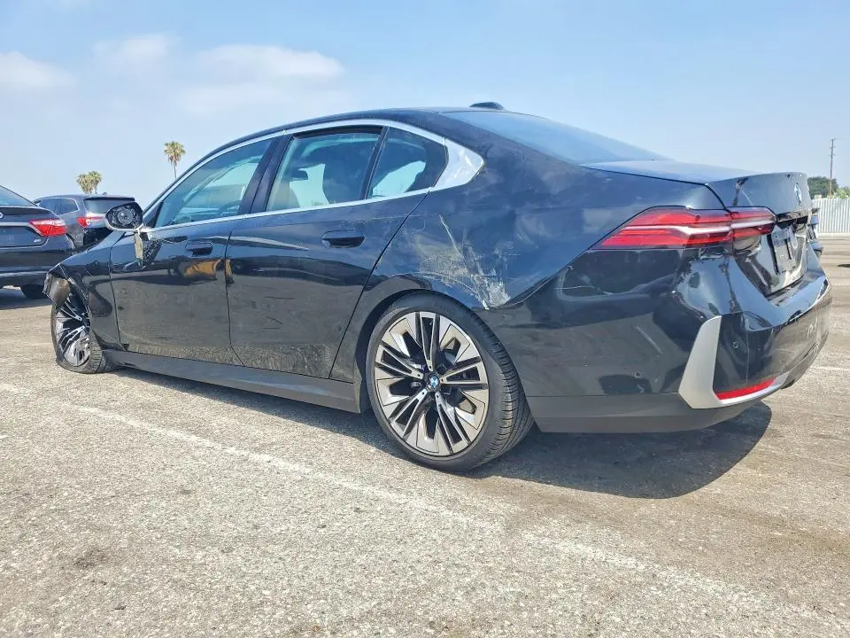 2025 BMW 530 I  