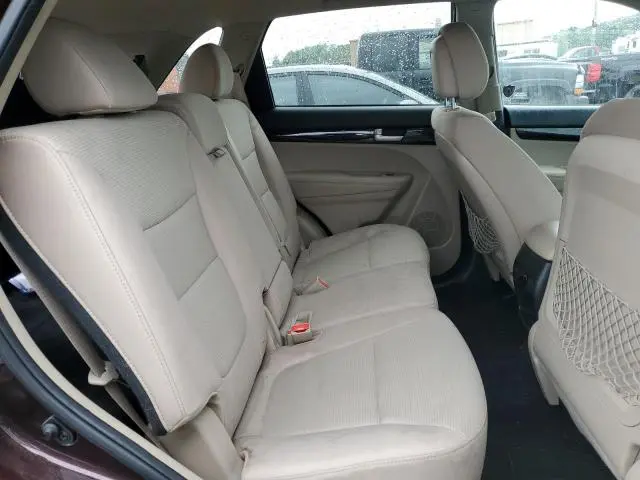 2014 KIA SORENTO LX  