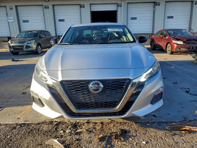 2020 NISSAN ALTIMA SR  
