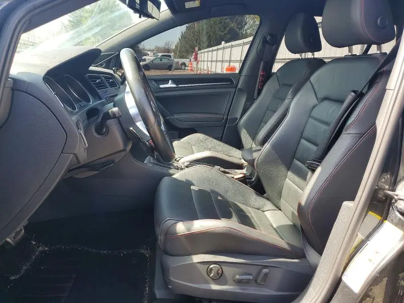 2015 VOLKSWAGEN GTI   