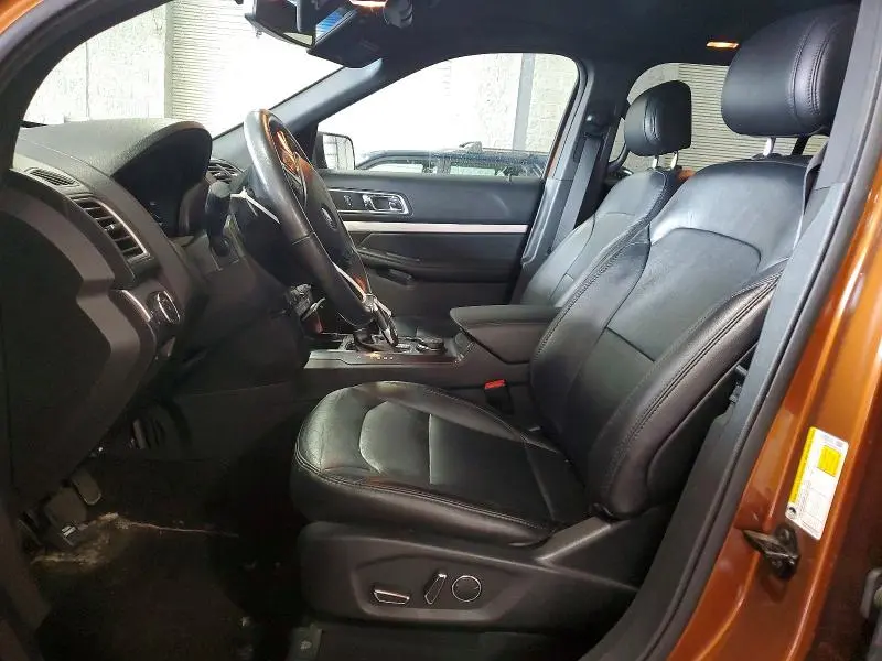 2017 FORD EXPLORER XLT  